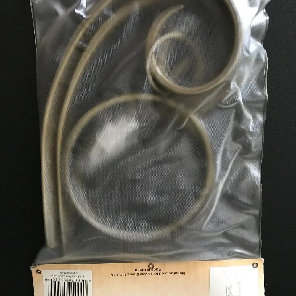 NWT Scarf and Towel Ring Holder, Home Decor Interior Accents Fern